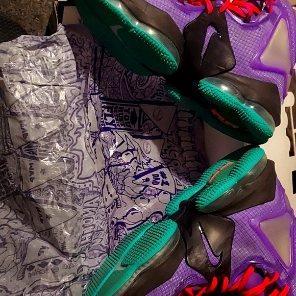 Nike Lebron Soldier XIX WILD BERRY/HYPER PINK Size 11 - Picture 6 of 9